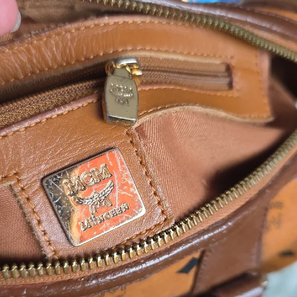 MCM Boston Bag - Picture 9 of 11